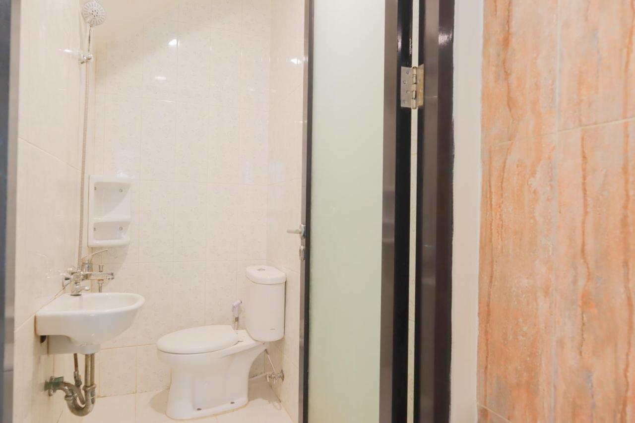 Oyo 2768 Oq Residence Джакарта Екстериор снимка